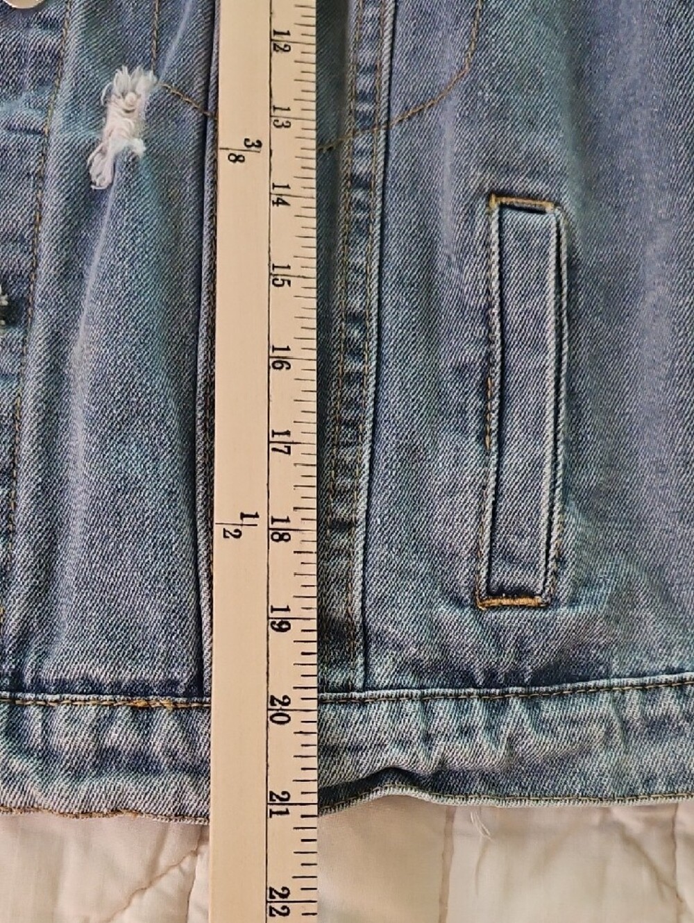 40 Monas- Denim w/ Floral Lace - Distressed Cropped Jacket- Size L - Picture 3 of 8